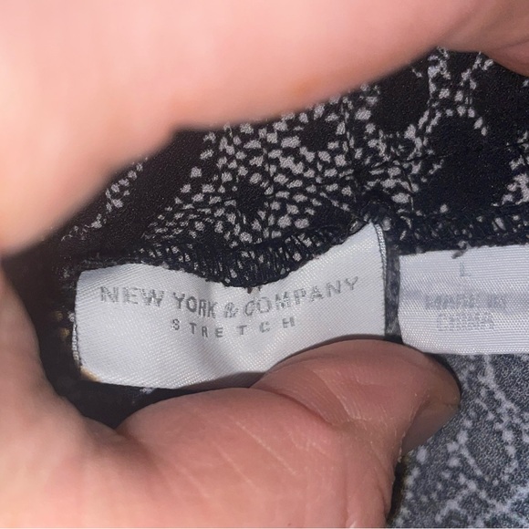 New York & Company Stretch Black and White Patterned Pants - Picture 2 of 7